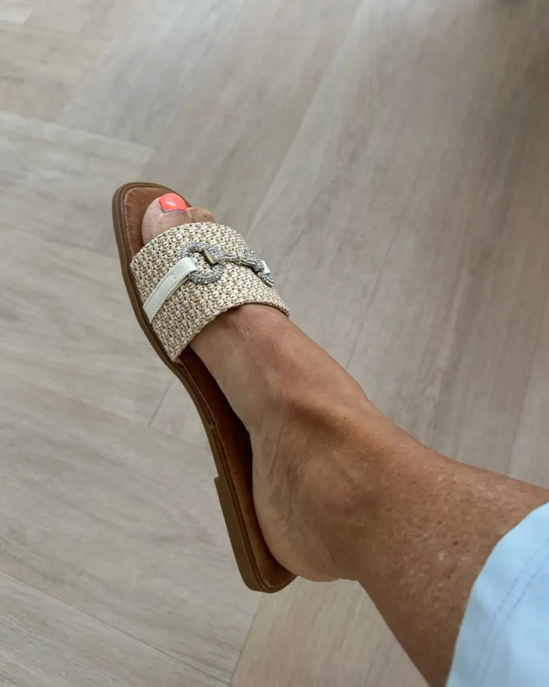 Slipper Cosmea | Zand