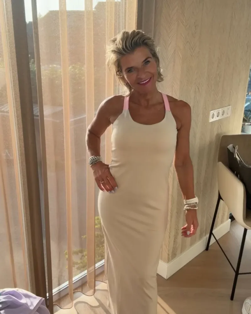 Maxi Jurk Capri | Zand met roze