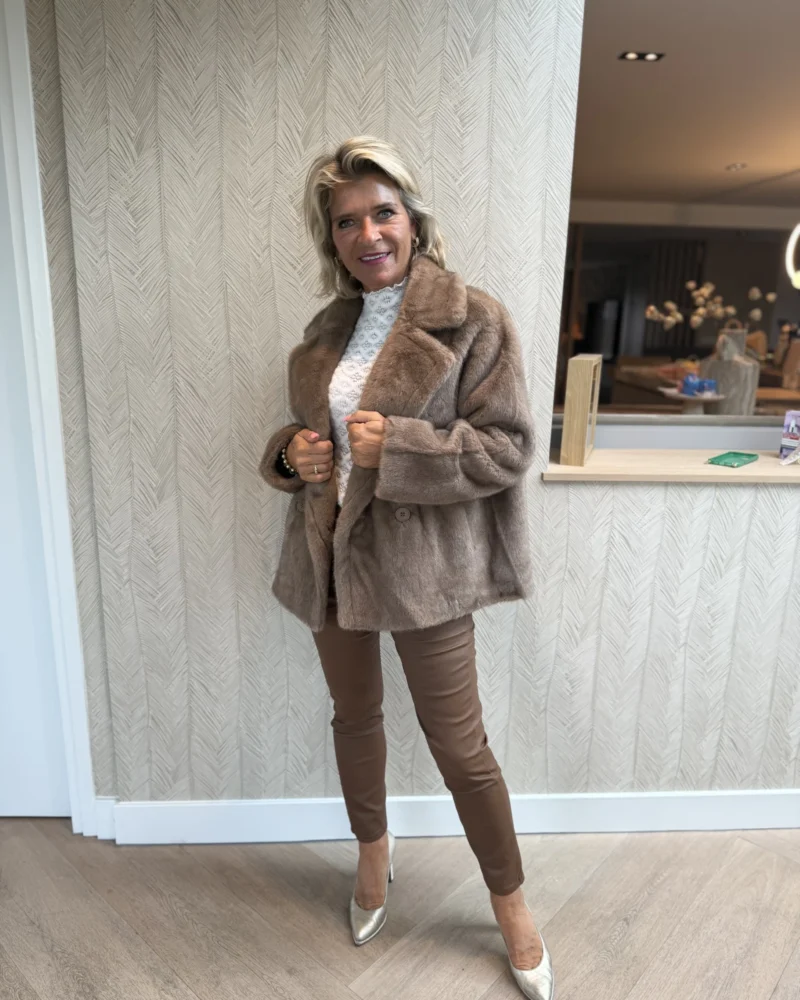 Korte Jas Tess | Taupe
