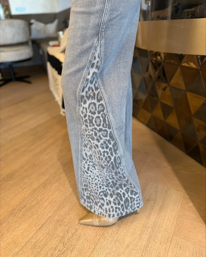 Flared Jeans Elly | Grijs | Leopard - Afbeelding 2