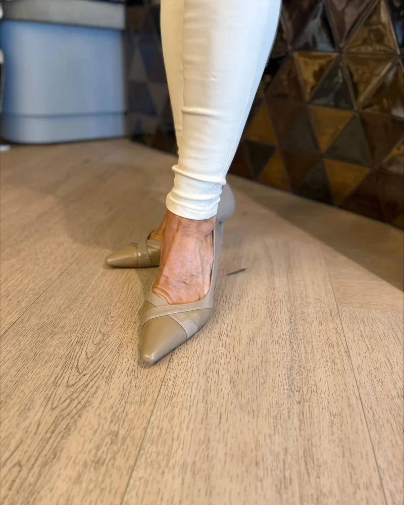 Pump 6064 | Khaki
