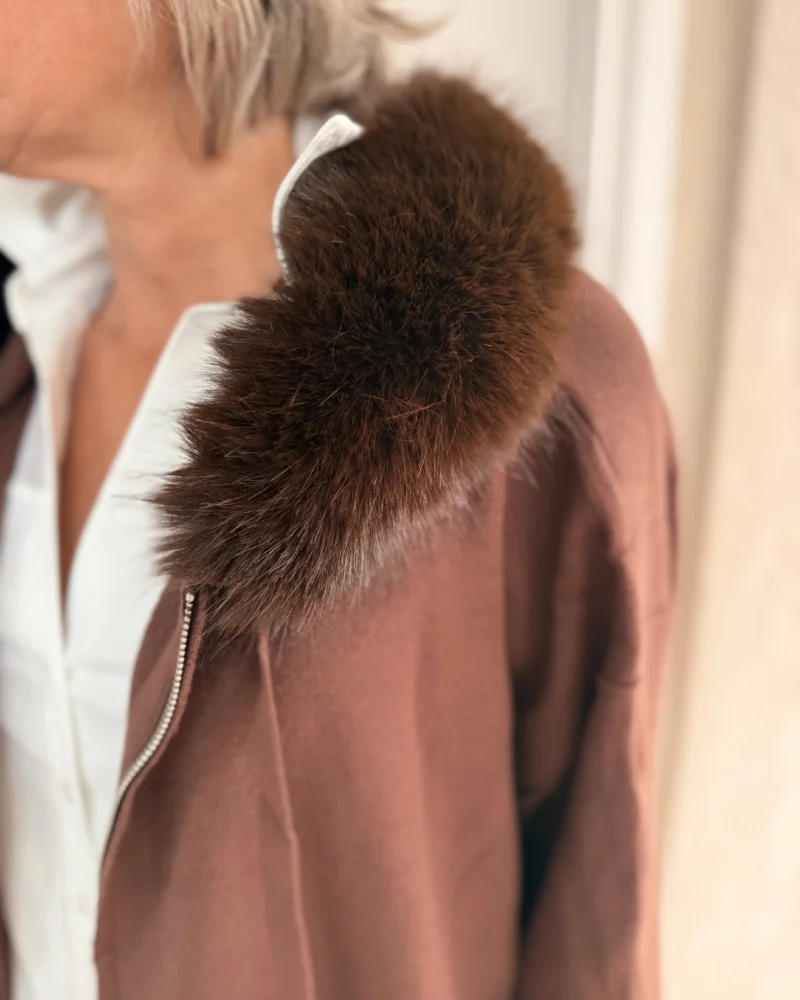 Vest Desiree | Bruin - Afbeelding 2