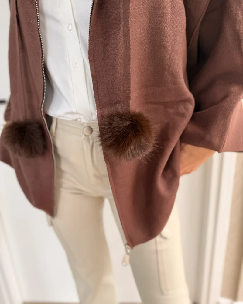 Vest Desiree | Bruin - Afbeelding 4
